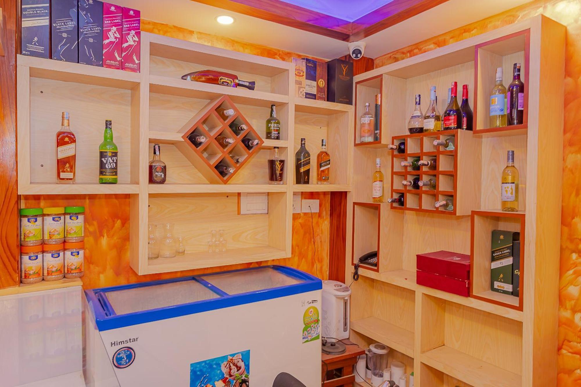 Oyo 799 Hotel Tik Tok Pvt Ltd. カトマンズ エクステリア 写真